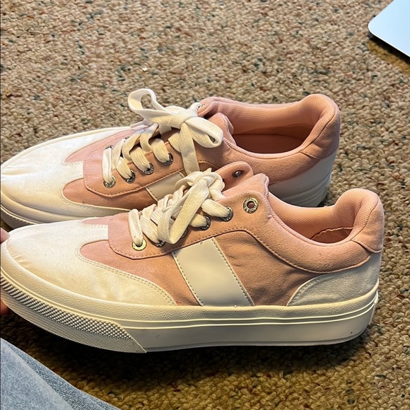 J/SLIDES Pink and White Retro Platform Sneakers - Picture 1 of 8